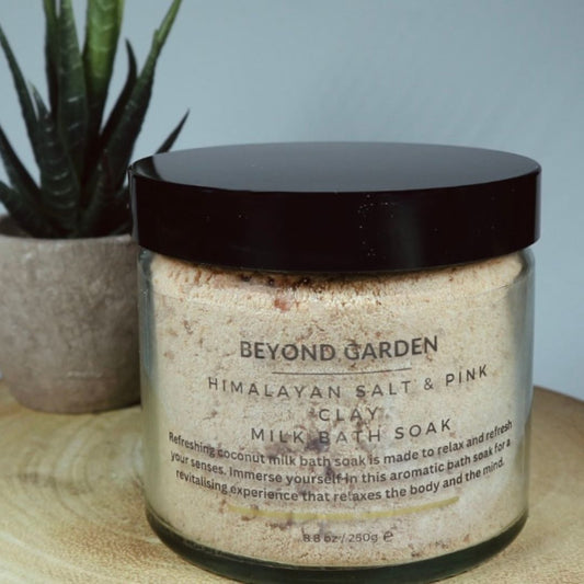 Himalayan Salt Coconut Milk Bath Soak for Men and Women